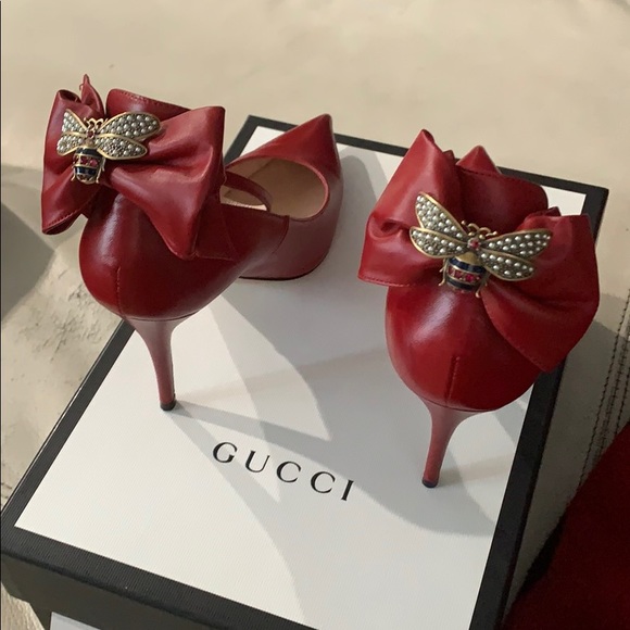 Gucci Shoes - Gucci Pumps Queen Margaret size 8 box and dust bag